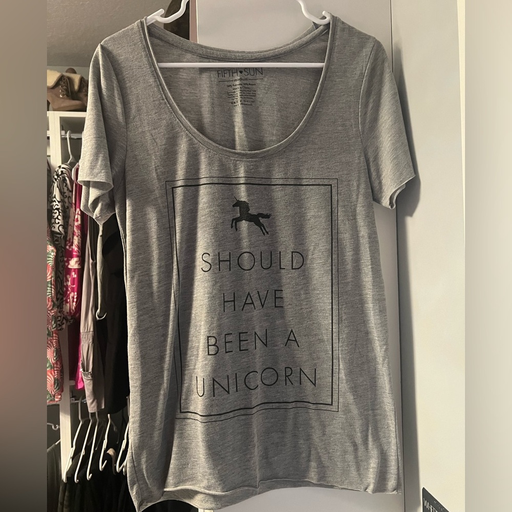 Graphic T-shirt from Fifth Sun🤩